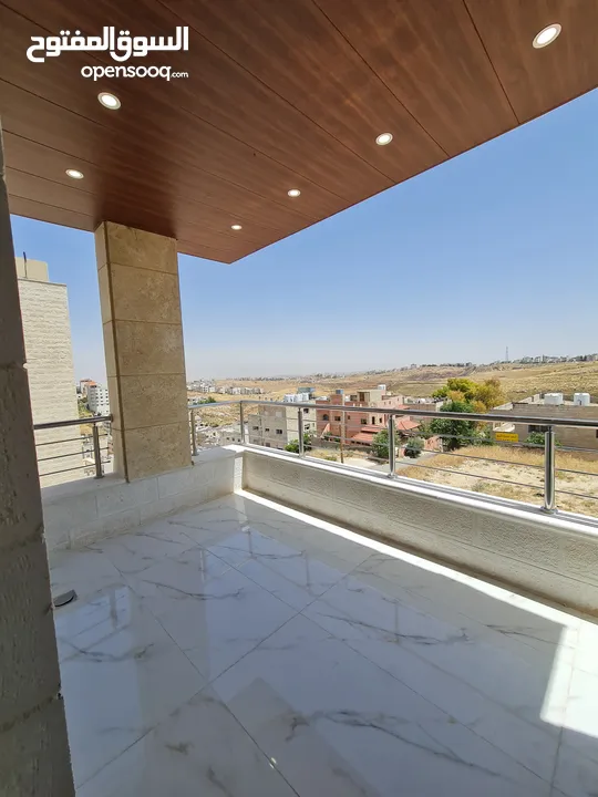 شقة للبيع في ضاحية الرشيد بين الفلل 180م طابق اول تشطيبات فاخرة جديدة بسعر مغري