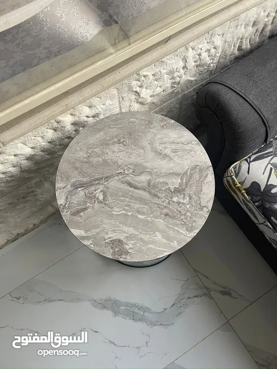 عفش بيت فاخر للبيع (برادي ، كنب، طاولات، مغسلة )