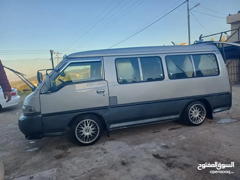 هونداي H100