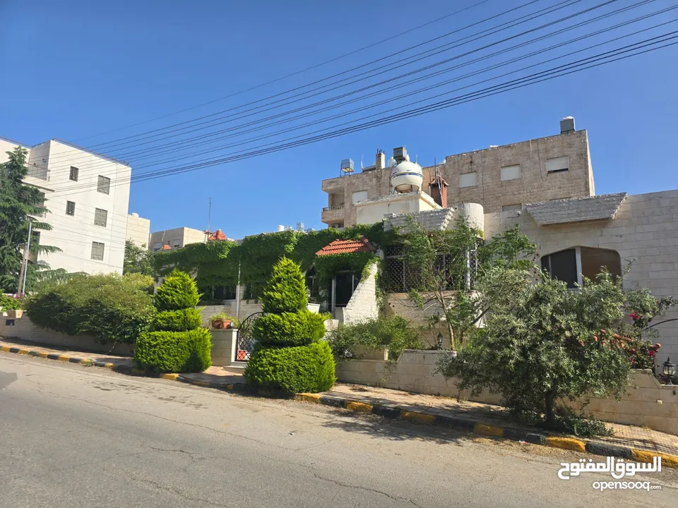 فيلا للبيع أو الاجار في منطقة الجندويل