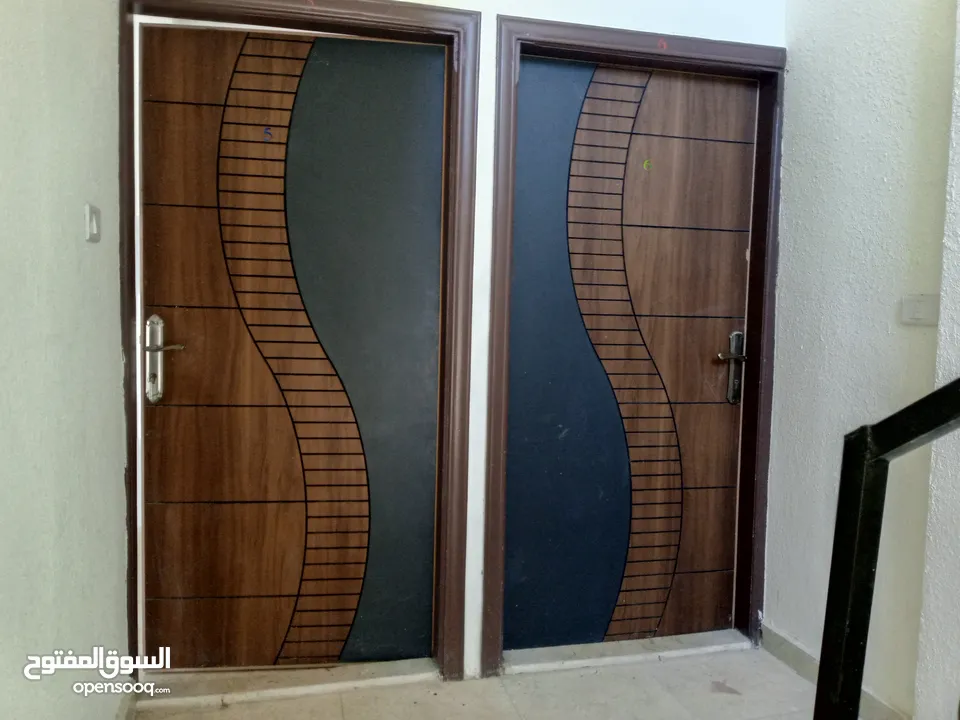 شقق  للبيع الزرقاء الجديده شارع 16بمساحات متعدده