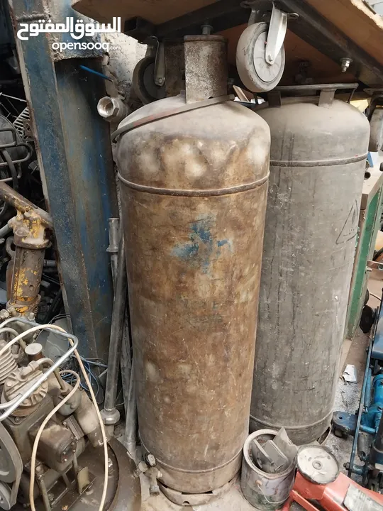 عده مشكله   مطاعم  واخر