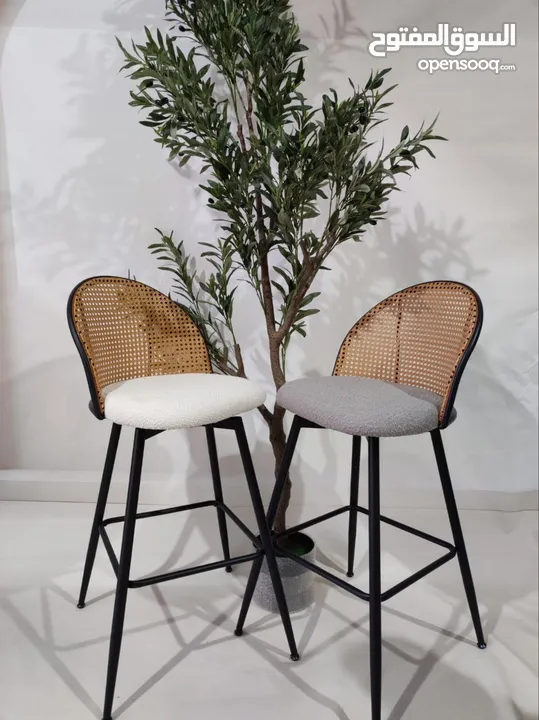 كراسي البار الفاخرة – لمسة ديكور ترفع مستوى مطبخك فورًا