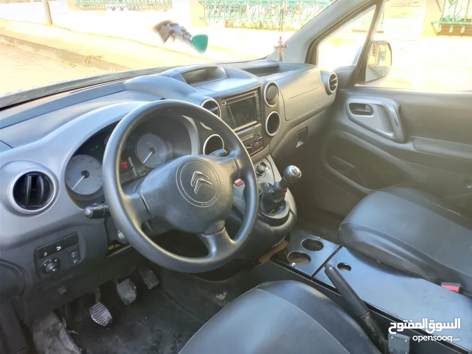 ستروين بيرلينجو موديل 2018 ترخيص 17