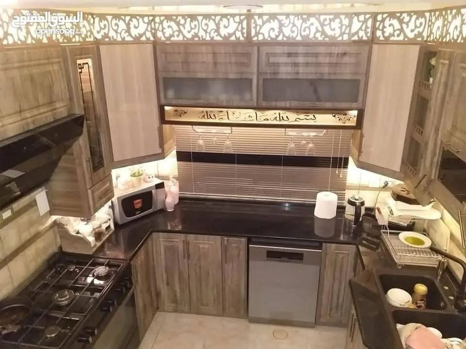مطبخ  الالمنيوم سادة  5 متر فقط