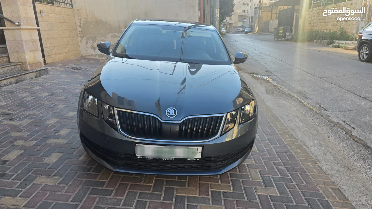 سكودا اوكتافيا  1500 بنزين جير عادي 2019، في حالة ممتازة، 30 الف كيلو