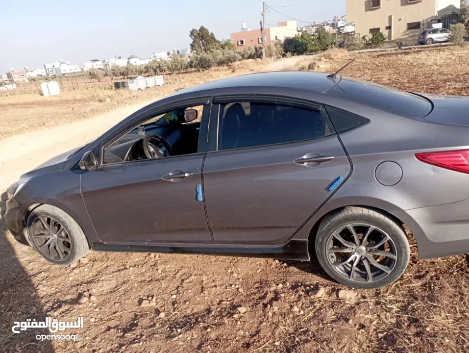 هونداي اكسنت 2015