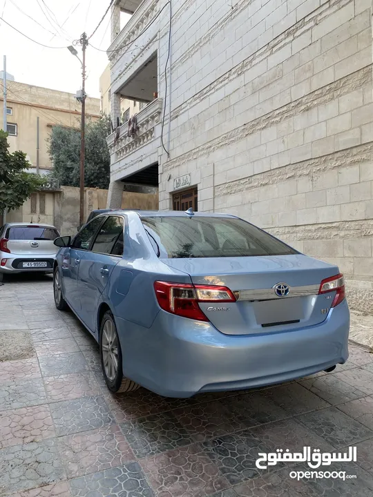تويوتا كامري أعلى صنف للبيع بسعر مغري موجودة في عمان