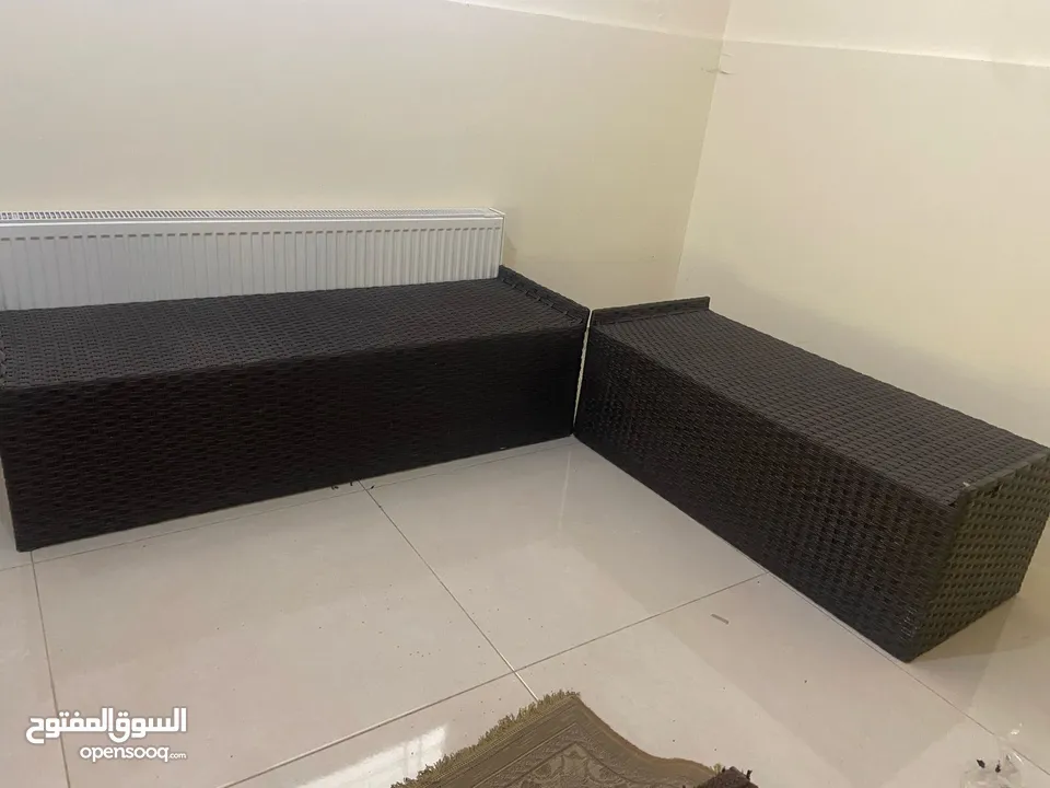 كراسي ثلاثية رنان عدد2 بدون فرشات