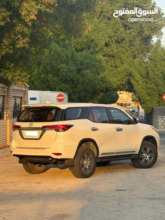 TOYOTA FORTUNER 2020