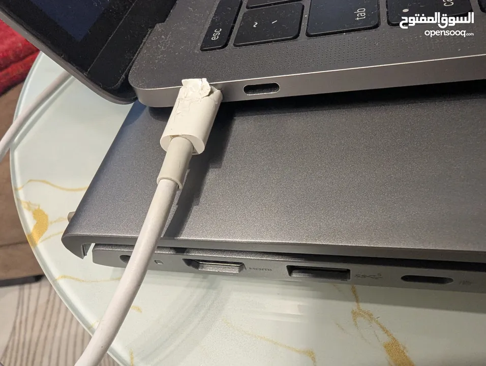 MacBook pro 2017 core i5 13inch