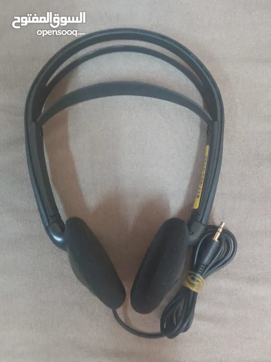 سماعات رأس Listen. أصلية بحالة ممتازة استخدام لجميع الأجهزة الصوتية