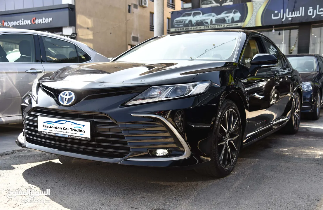 تويوتا كامري هايبرد Toyota Camry GLE Hybrid 2022