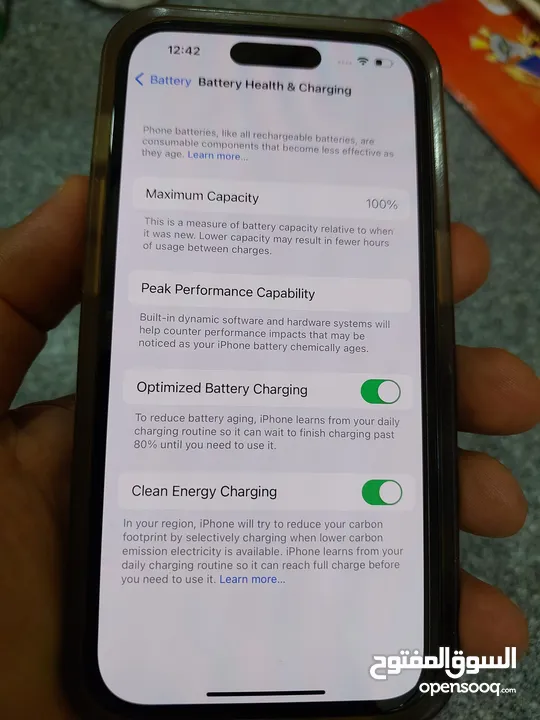 iphone 14 pro battery 100%