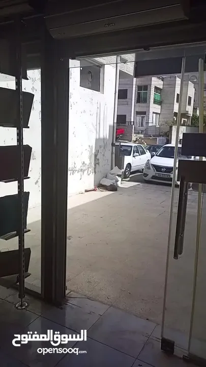 مقتنيات محل مطرزات للبيع  السعر المطلوب قابل للتفاوض وبشكل مغري