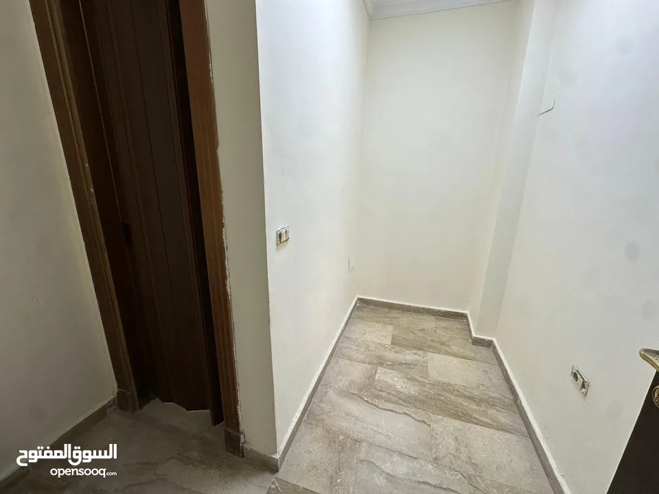 شقة شبه مفروشة دوبلكس للايجار في عبدون ( Property 42148 )-175046520