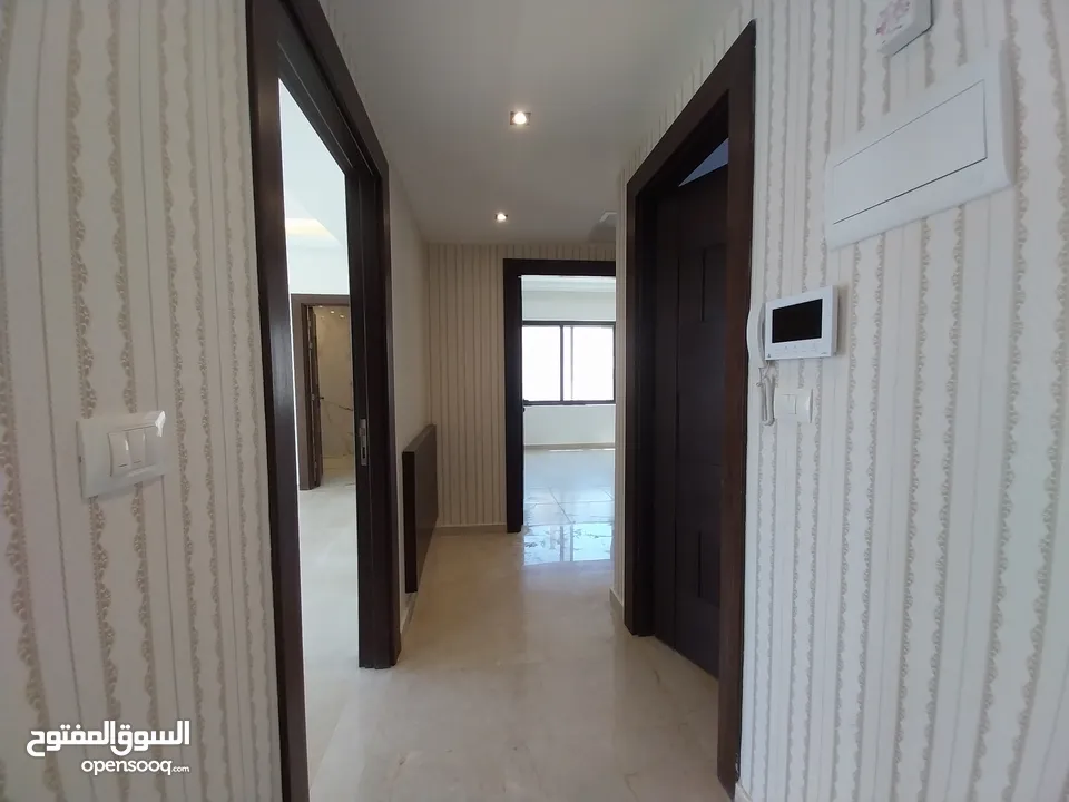 شقه للايجار في منطقه دير غبار ( Property 33728 )-174890882