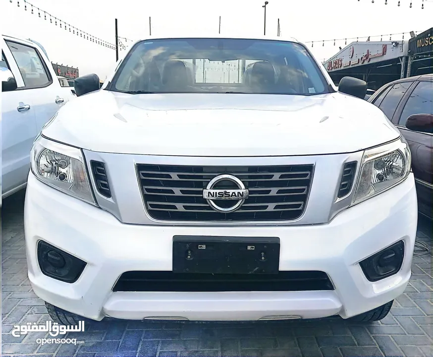 Nissan NAVARA 2020 Manual 4/2 GCC spec