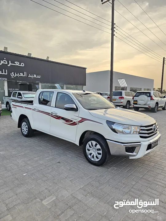 هايلوكس 2019 وكاله بهوان غمارتين جير عادي بصبغة الوكاله وبممشى قليل 77 KM