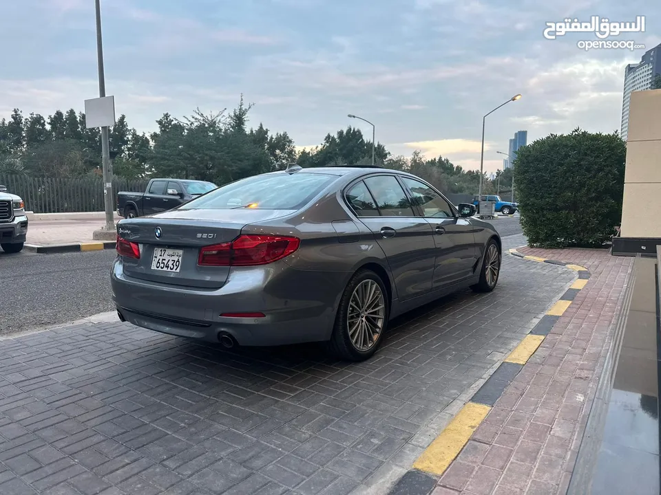 السالميه BMW 520 SPORT LINE موديل 2020