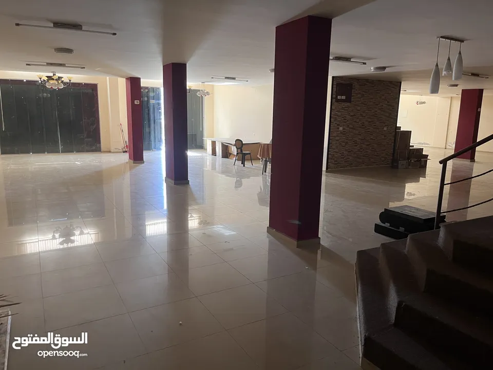 قطعة ارض تجاري مع محلات في منطقة مميزة جدا في البالوع للبيع من المالك مباشرة