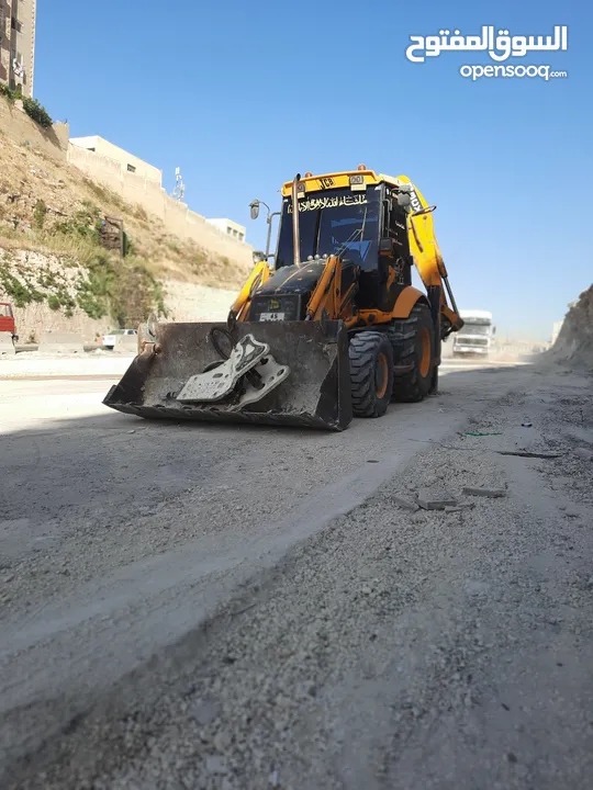 JCB 2002 للبيع