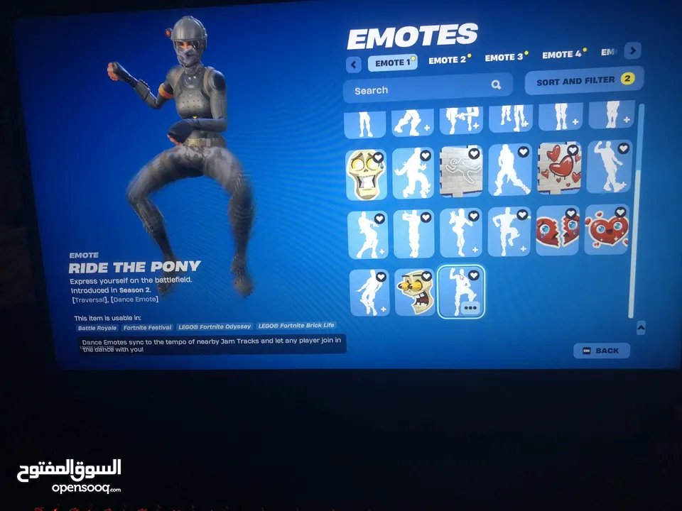 حساب ايبك قيمز وحساب فورت نايت سيزون ثالث وطور الزومبي  للبيع بسعر مرتب