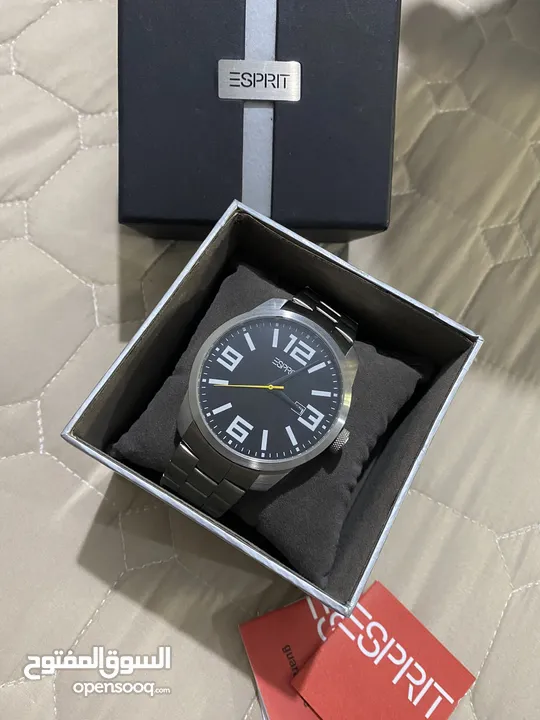 ساعه Esprit