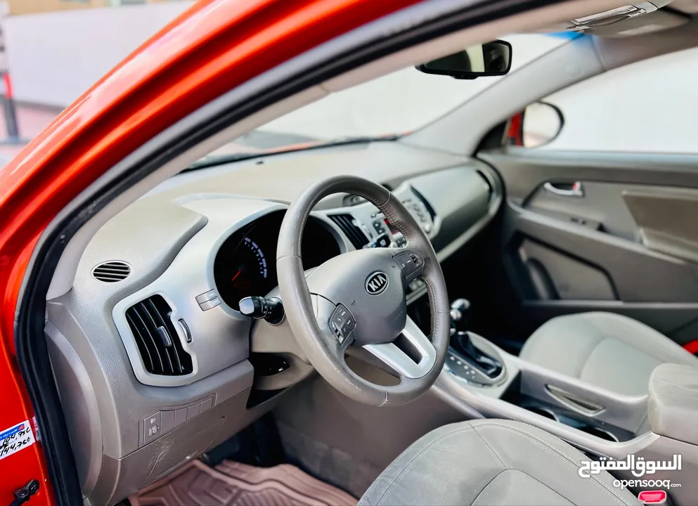 KIA SPORTAGE 2013 ORANGE GCC WITH SUNROOF