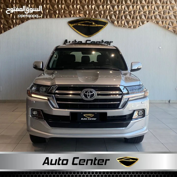 TOYOTA LAND CRUISER GXR GRAND TOURING V8 2019