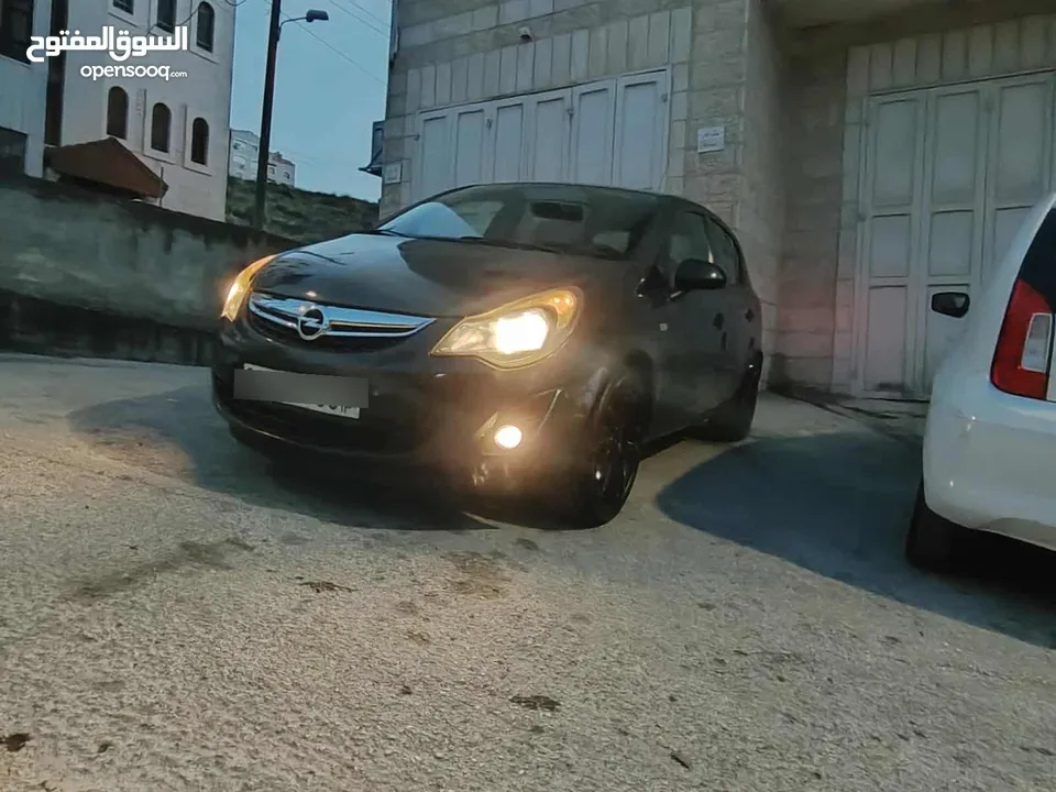 اوبل كورسا مديل2013