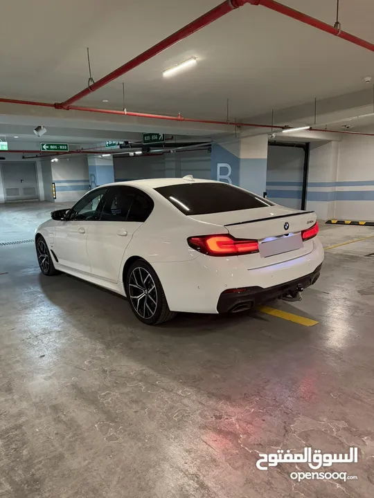 BMW 530e 2021 M بنزين+كهرباء هايبرد بسعر المغري المنافس على الكاش فقط(تبديل مرفوض)