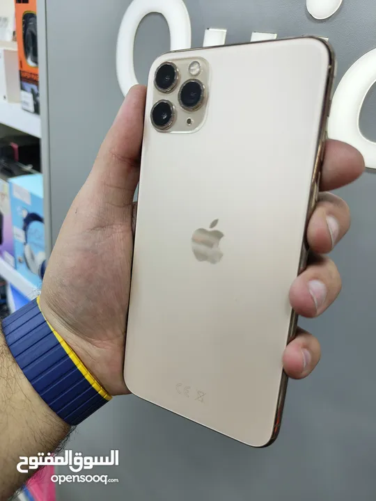 IPHONE 11 PRO MAX ( 256GB ) USED /// ايفون 11 برو ماكس ذاكرة 256 مستعمل وكاله