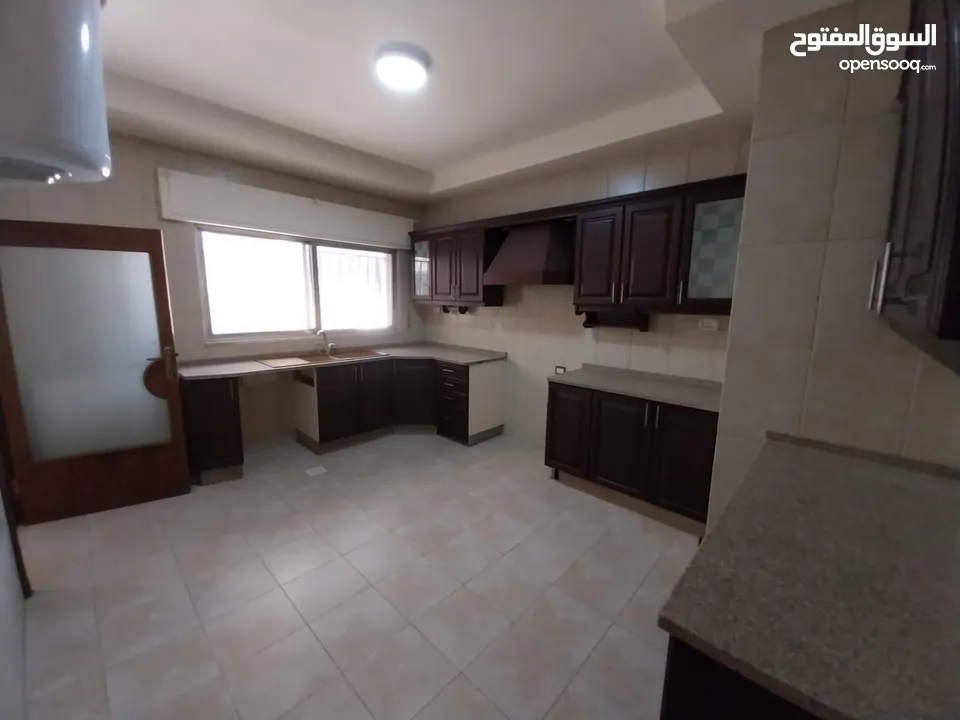 شقة غير مفروشة للإيجار ( Property 38542 )-174960150
