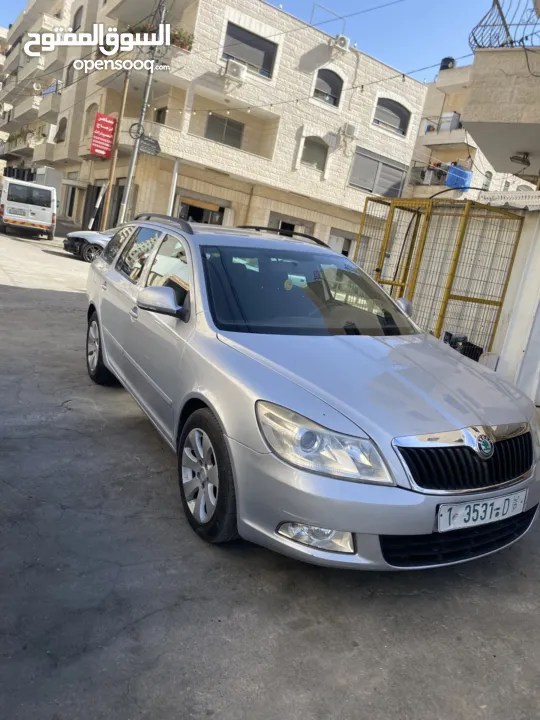 سكودا اكتافية