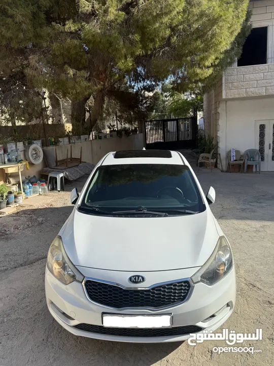 كيا سيراتو k3 فل مع فتحة سقف نخب ماتور 1600