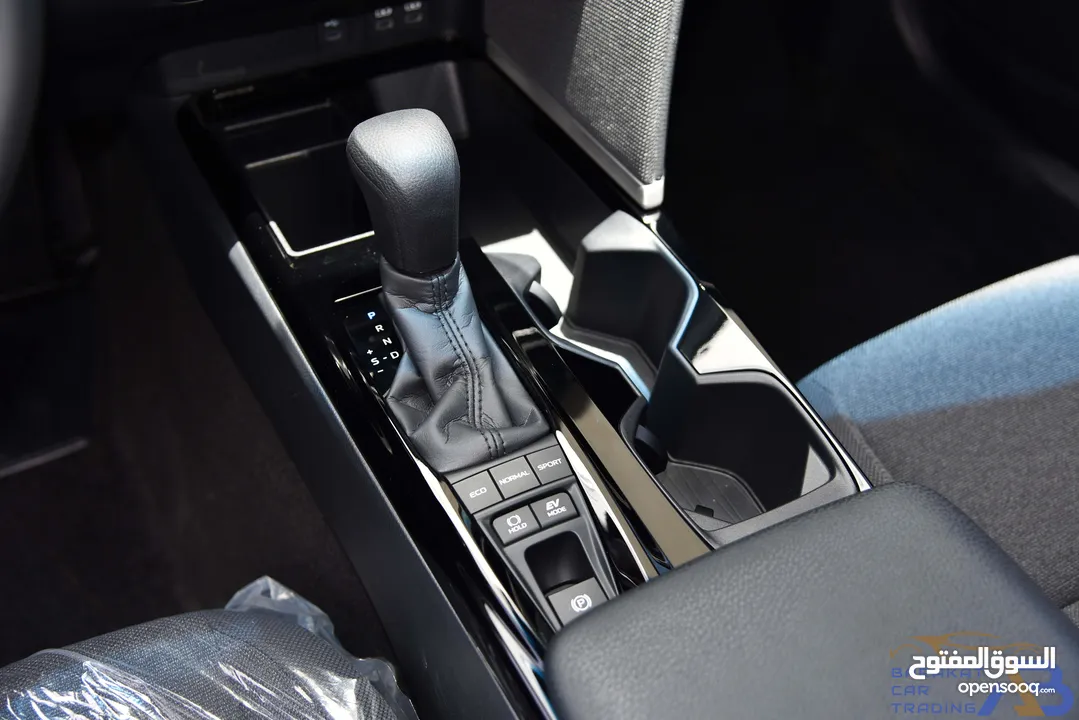 تويوتا كامري هايبرد رمادي 2025 Toyota Camry Hybrid HEV