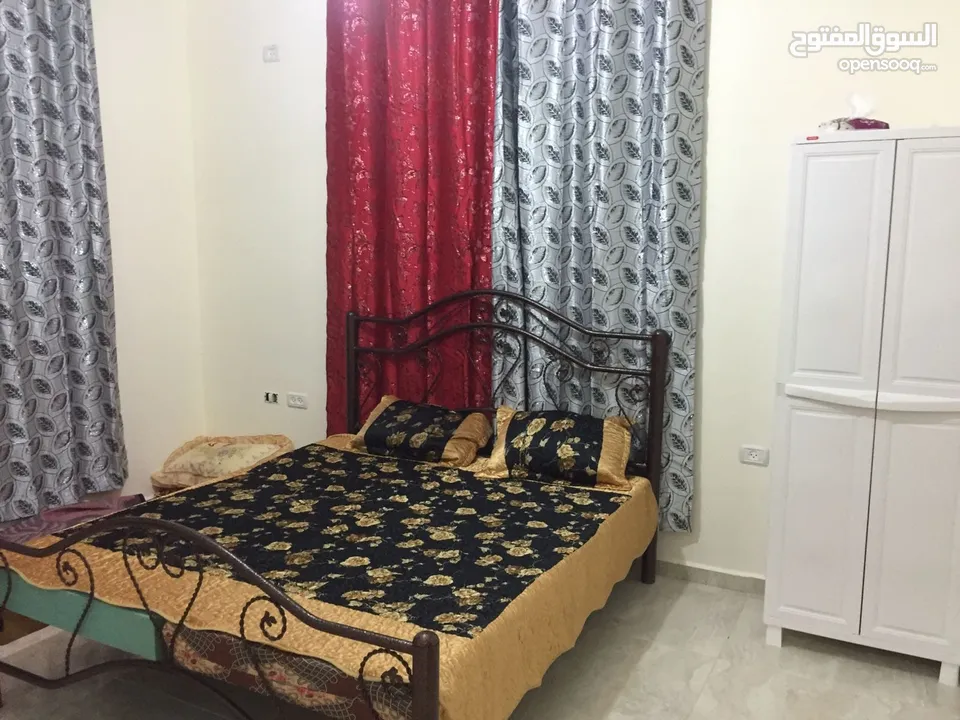 فيلا للبيع بالقرب بشارع الباباي