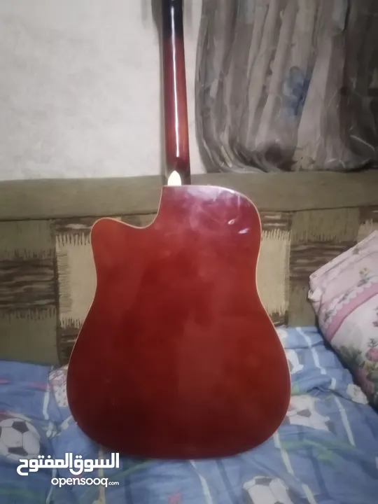 جيتار وكالة و عليه اوكلايز كهرباء