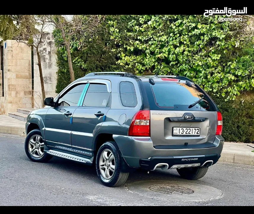 كيا سبورتج 2005 للبيع ب5500 قابل للتفاوض بشكل بسيط.
