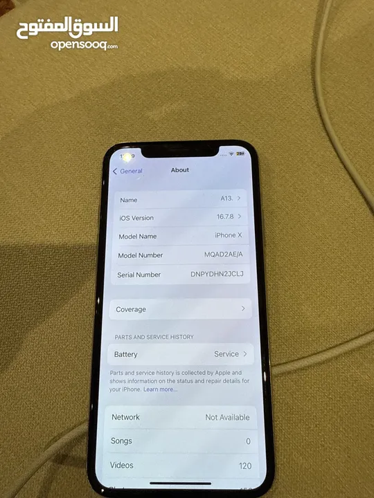 آيفون X للبيع البطارية 80 و مكسور من ورا كسره صغيره