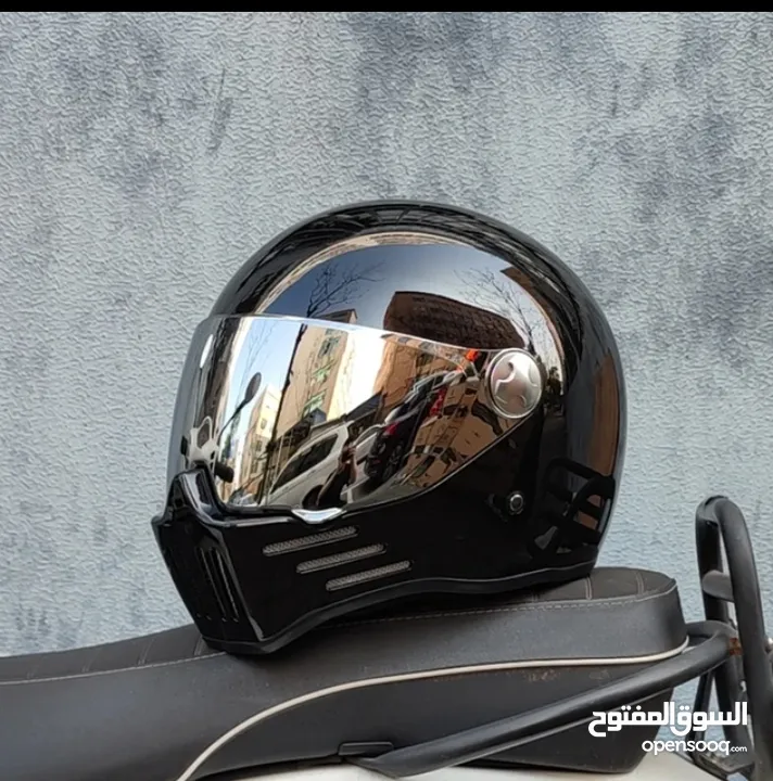 خوذ مصنفه عالميه لسباق السيارات والدراجات helmet