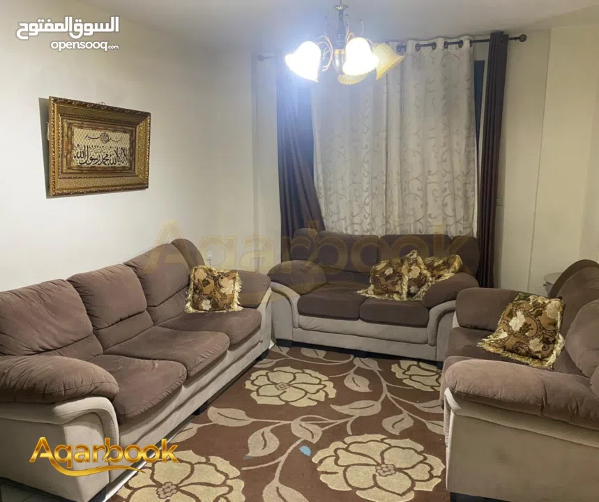 شقة طابقين مميزة للبيع في عين مصباح