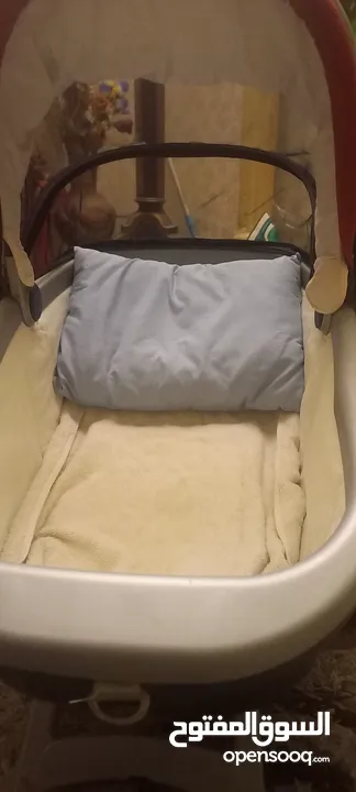 سرير اطفال 0_8 اشهر من  PEG PEREGO NAVETTA