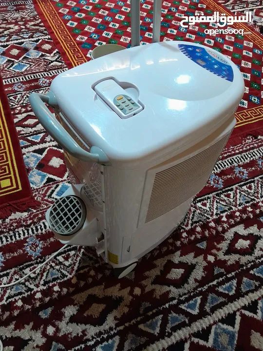 عدد مكيفات السعر من 140 الى 170 كامل اغراضهن الريموت والمسطره والبي مقفول رقم التليفون موجود