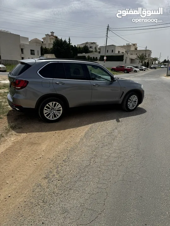 BMW X5 Model 2016 Plug-in 23750 دينار فحص كامل، كاملة الاضافات.