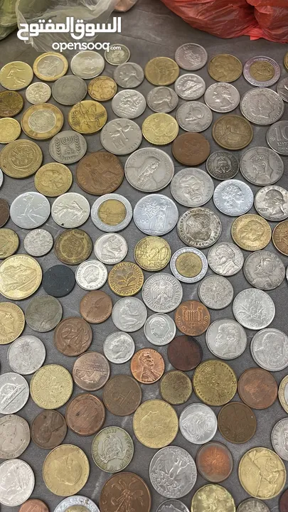 عملات اجنبية قديمة