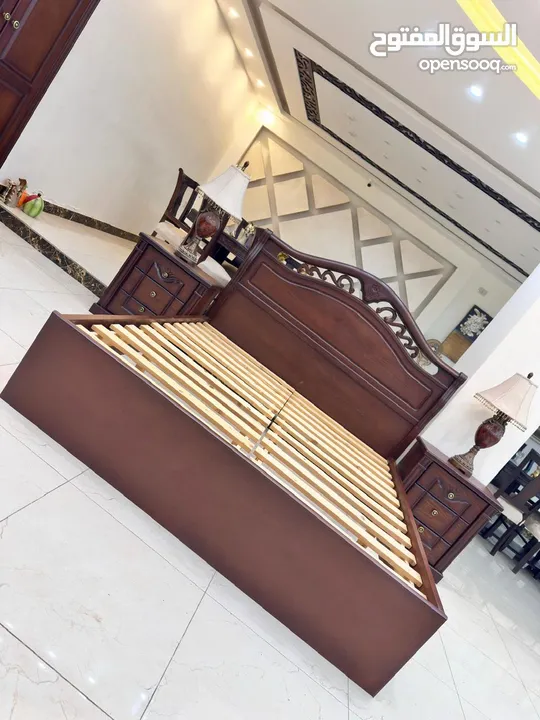 غرفه نوم ماستر مع غرفة شباب