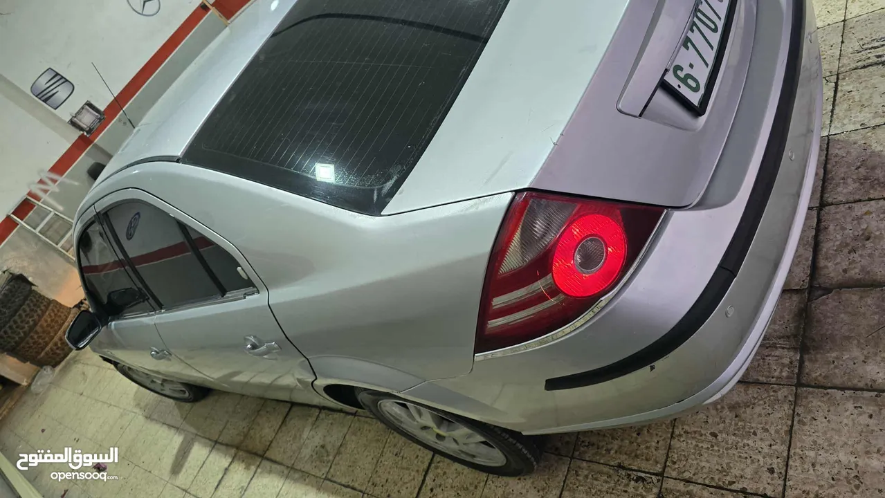 فورد مونديو