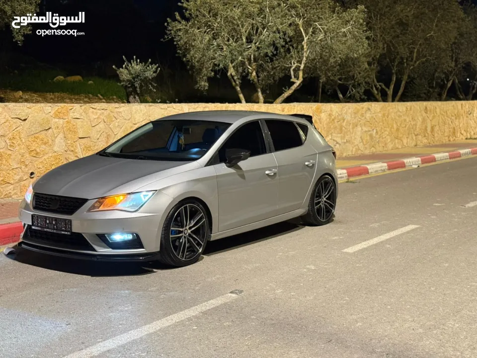 سيات ليون 2018 للبيع